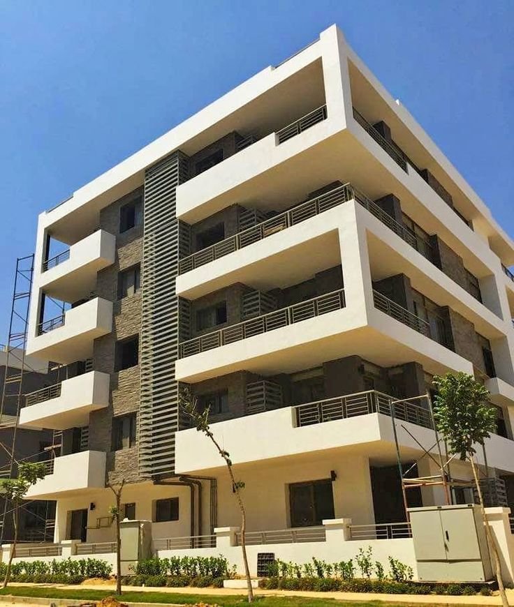 شقق بمقدم 5% تاج سيتي