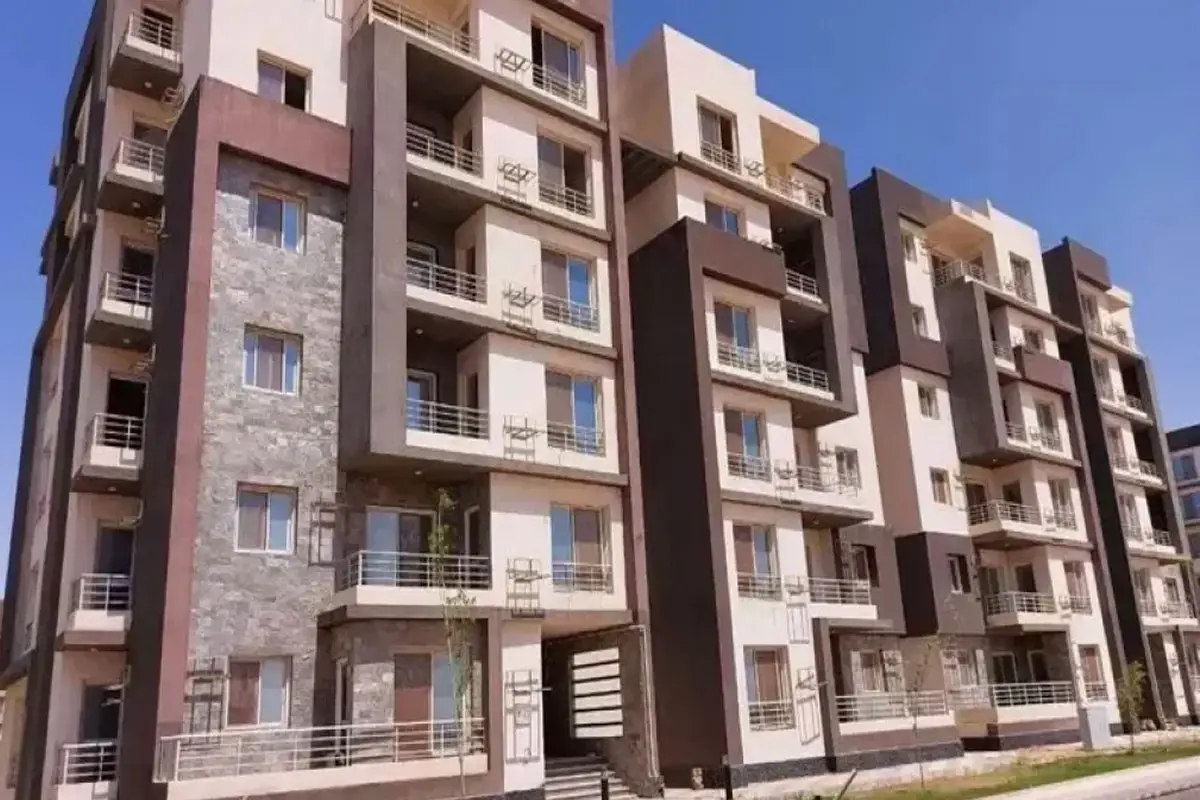 شقق بمساحات مختلفة طلاله